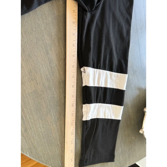 Shein Curve Womens Black & White V-Neck Long-Sleeve Striped Top - 2XL - Picture 4 of 6